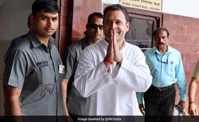 Rahul Visits Cyclone-Hit Areas In Kerala